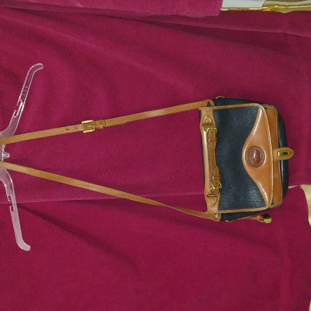 Purse - Leather, Dooney & Bourke, Inc
